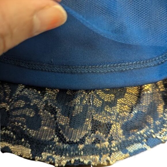 Blue and White Lacy Strapless Dress Size Medium - Picture 6 of 9